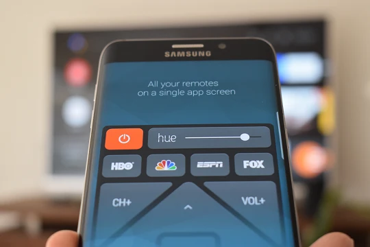 interfaz de AnyMote Universal Remote en un smartphone android