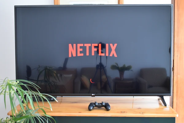Netflix cargando en una Smart TV LG